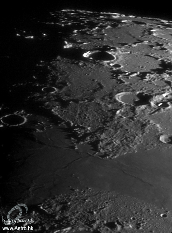 Moon0006 ver1 resize.JPG