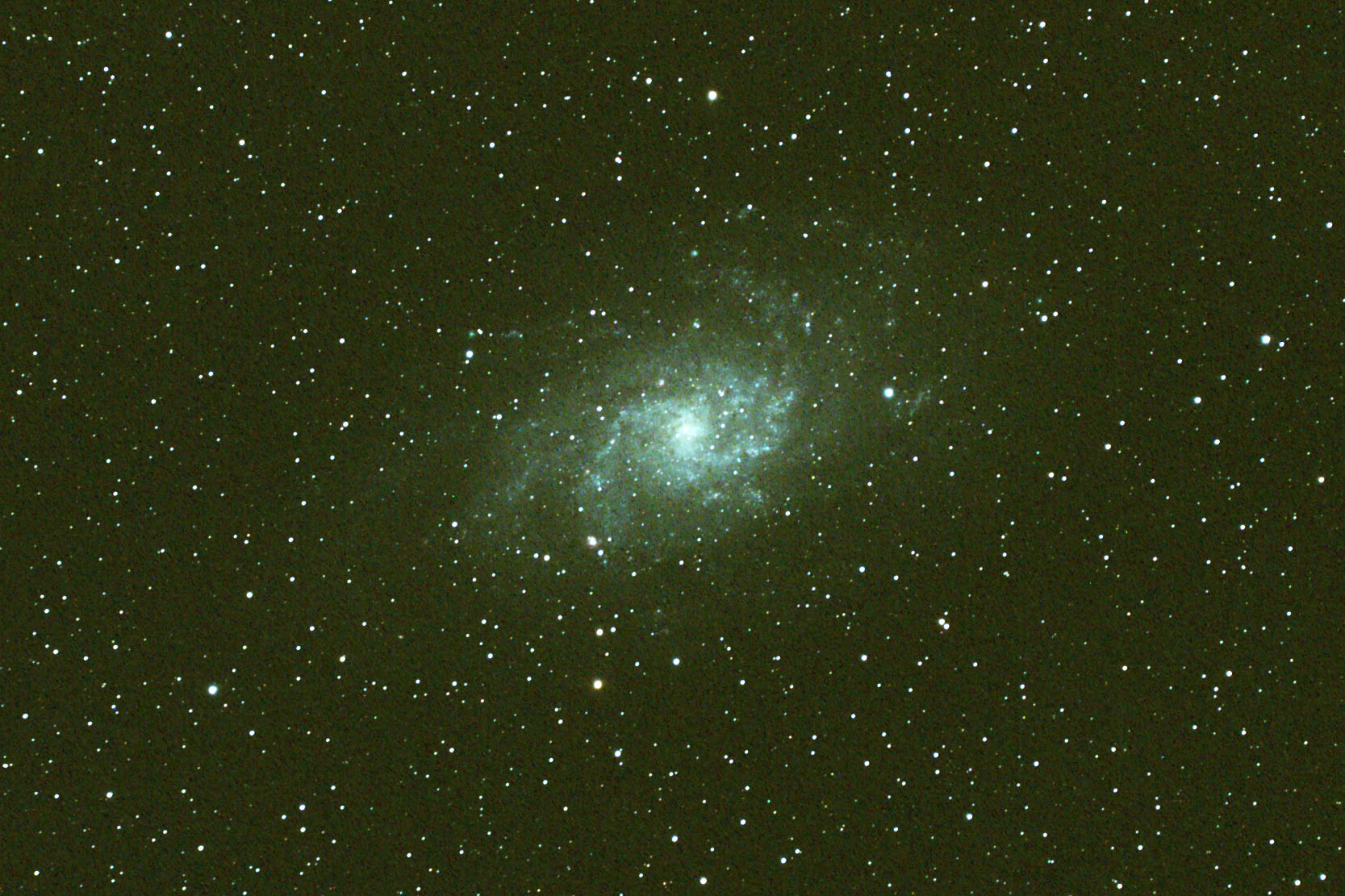 M33_14-8-2012_PTC_80-480_7870_ISO1600_4x8mins_1600_cropped.jpg
