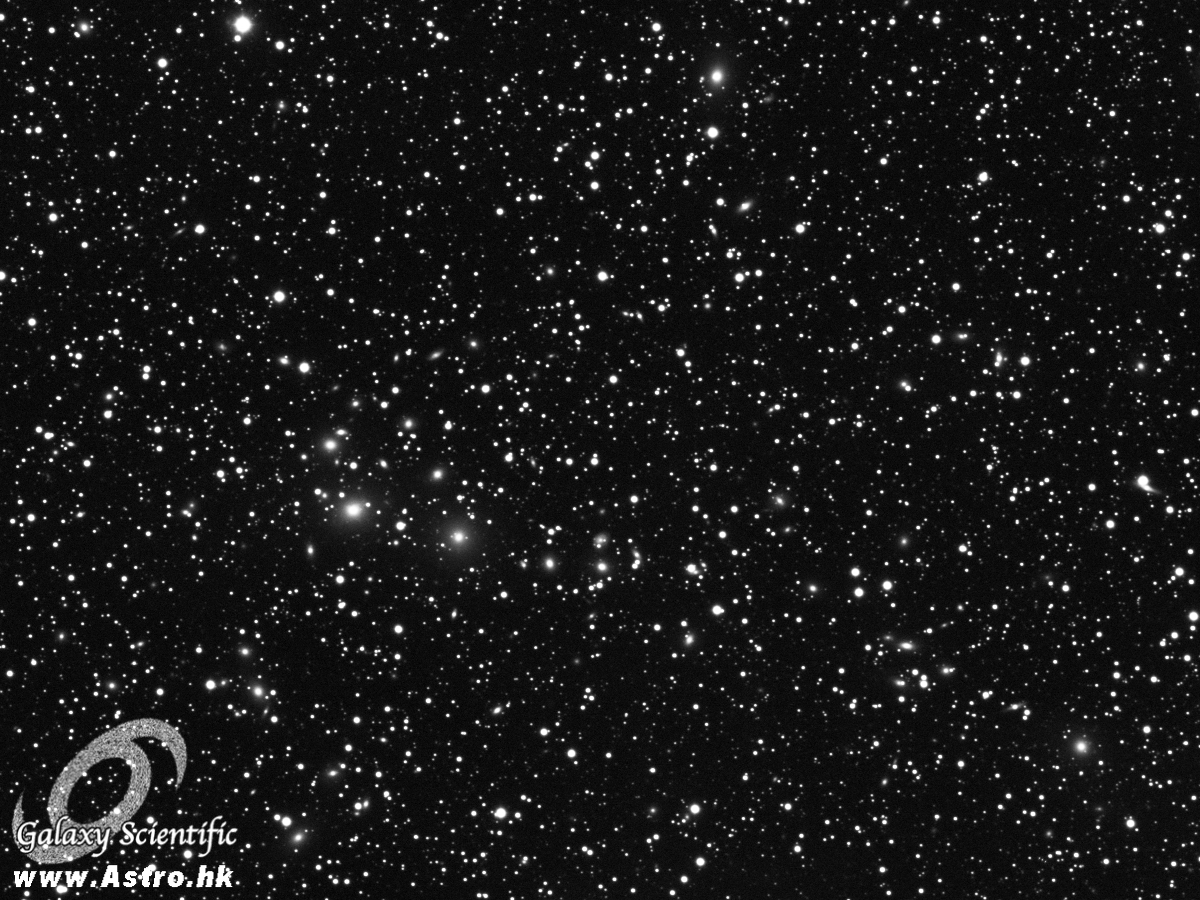 NGC 1275 4x900s L ver1 crop.JPG